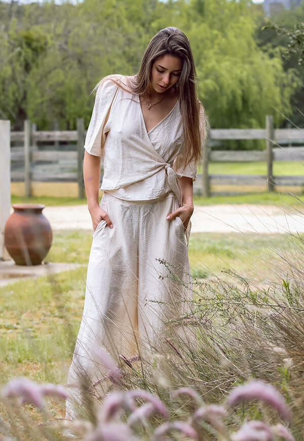 Palazzo Crudo Lino Diseno Chileno Natalia Seguel, detalle de tela – diseño chileno de autor, Natalia Seguel