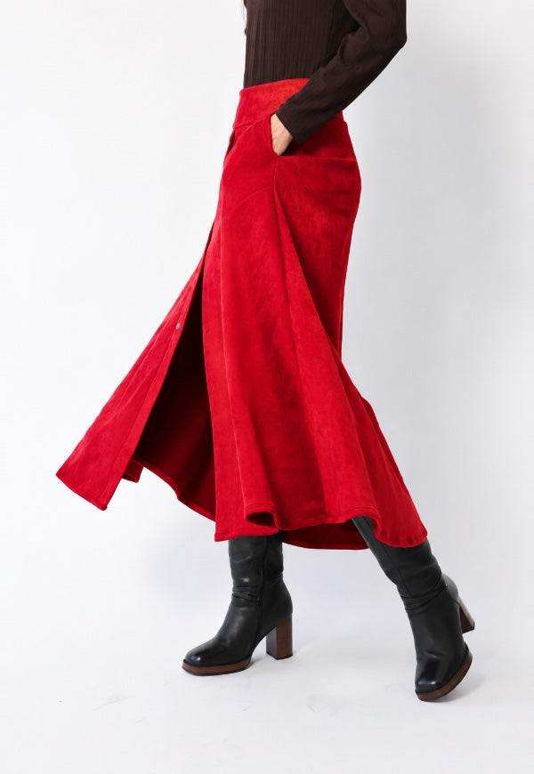 Falda Roma Gamuza Rojo - Diseño de Autor | Natalia Seguel