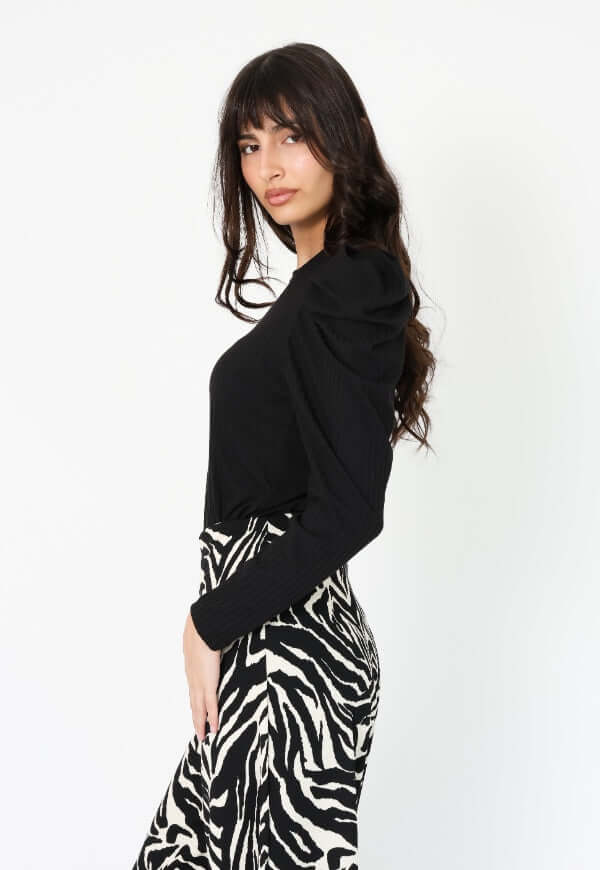 Polera Kat Negro - Diseño Chileno | Natalia Seguel