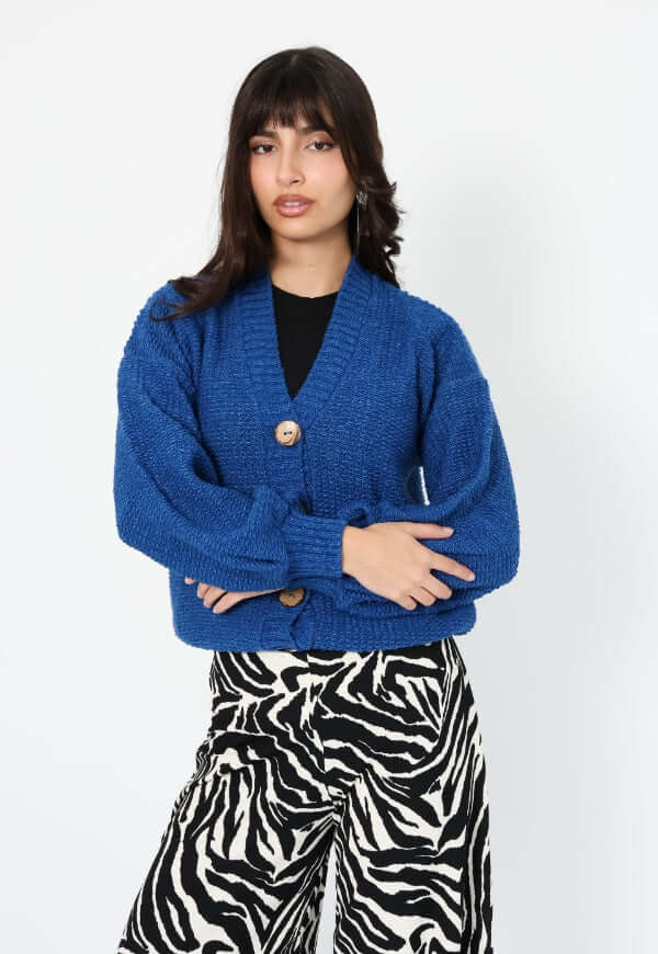 Chaleco Rocio azul botones Natalia Seguel, detalle de diseño de autor