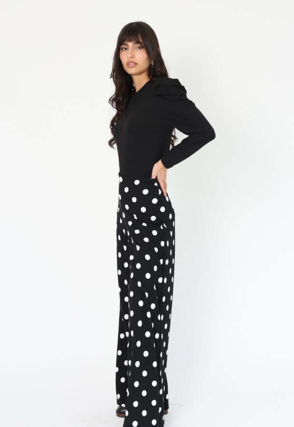 Palazzo Aura Negro Lunares - Diseño Chileno | Natalia Seguel
