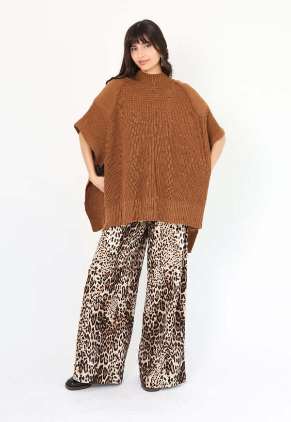 Poncho Anais Camel Amarras - Diseño de Autor | Natalia Seguel