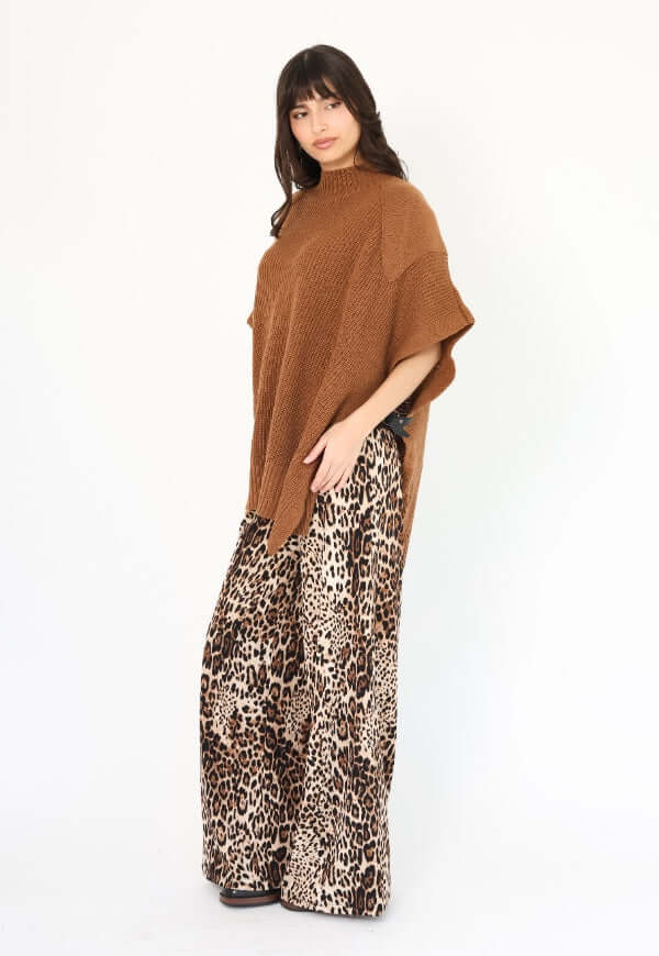 Poncho Anais Camel Amarras - Diseño de Autor | Natalia Seguel