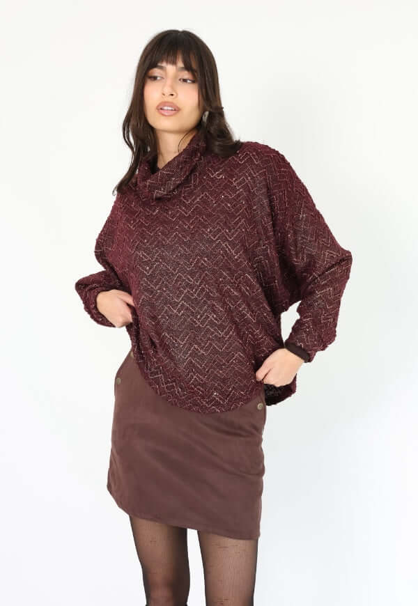 Sweater Murcielago Cafe Lineas Doradas - Diseño de Autor | Natalia Seguel
