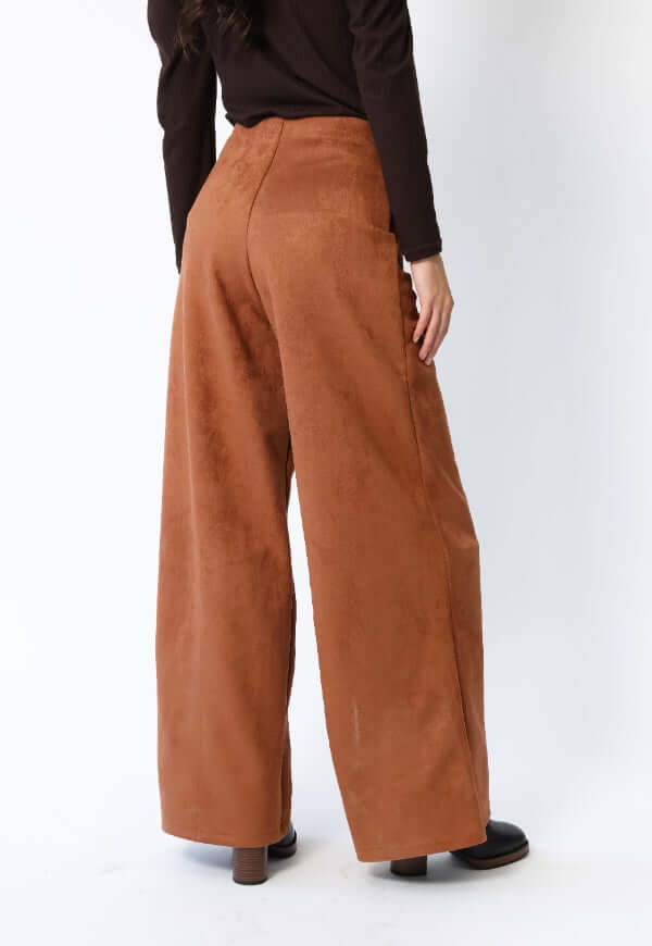 Palazzo Clare Gamuza Bolsillos Camel - Diseño Chileno | Natalia Seguel