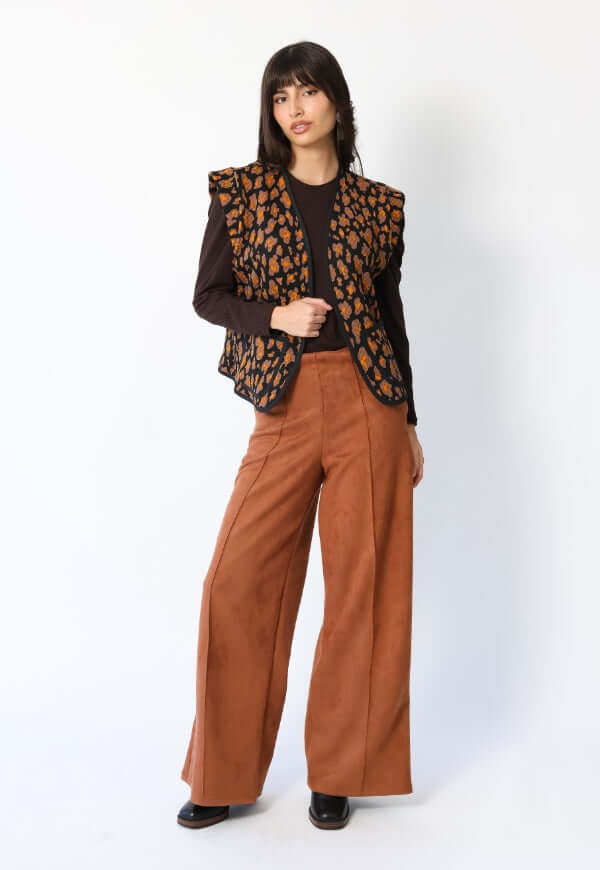 Chaquetilla Ana Café Moro Florecitas - Diseño de Autor | Natalia Seguel
