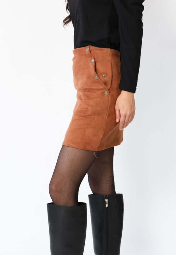 Falda Mini Clare Camel - Diseño de Autor | Natalia Seguel