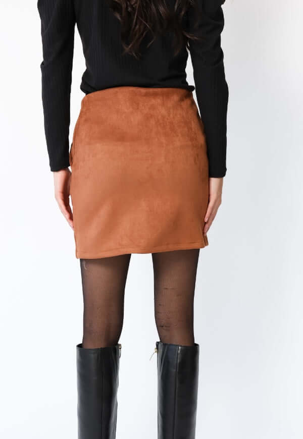 Falda Mini Clare Camel - Diseño de Autor | Natalia Seguel