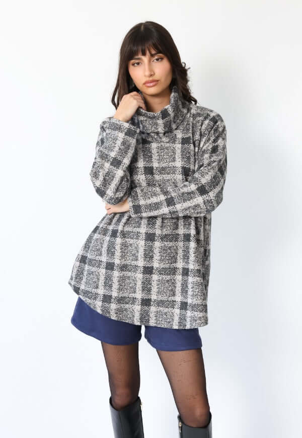 Sweater Maxi Daniela Gris Cuadros - Diseño Chileno | Natalia Seguel