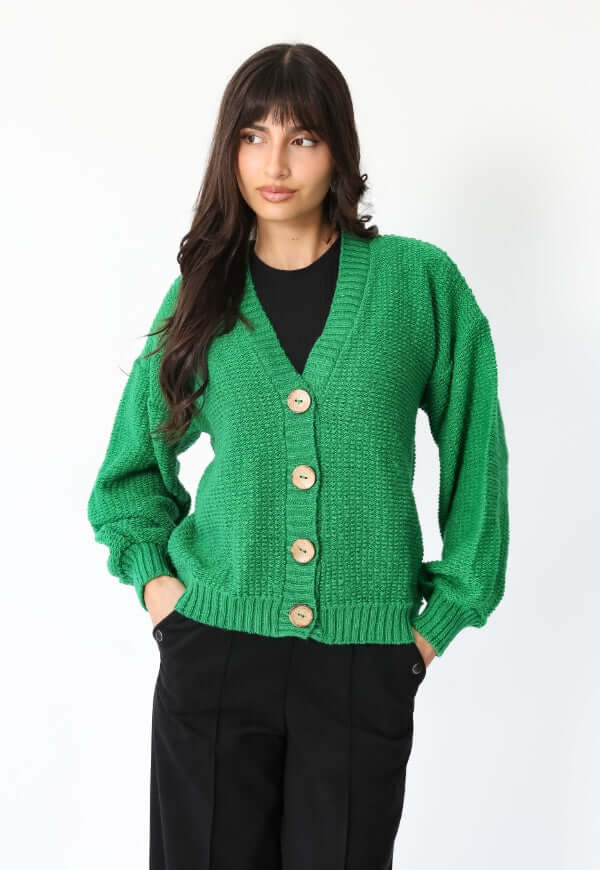 Chaleco Rocío verde manzana botones Natalia Seguel, vista alternativa de diseño de autor