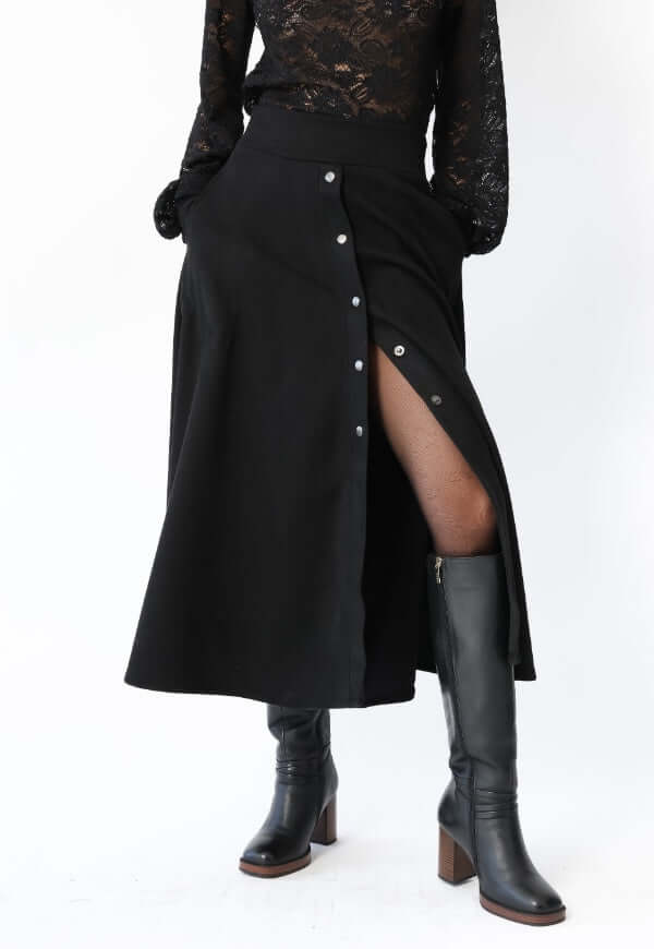 Falda Roma Gamuza Negro - Diseño Chileno | Natalia Seguel