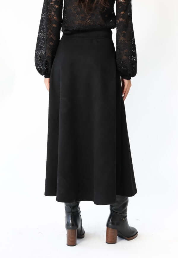 Falda Roma Gamuza Negro - Diseño Chileno | Natalia Seguel