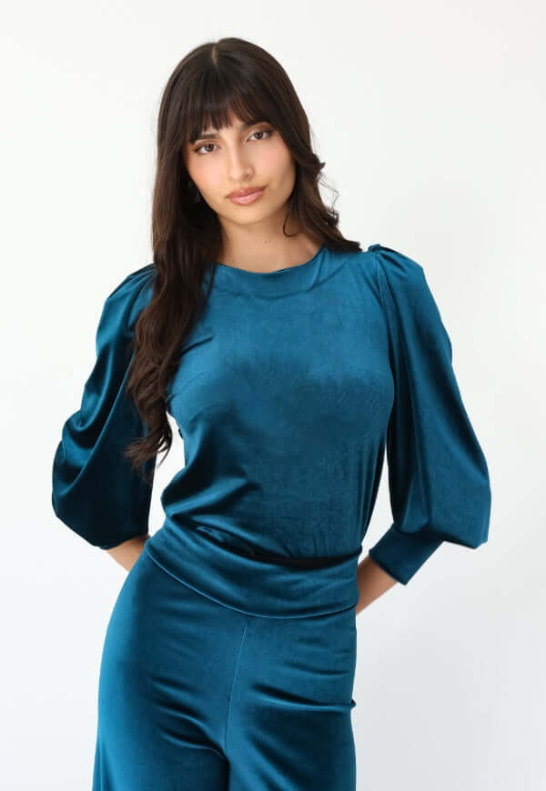 Polera Abril Mangas Largas Verde Petróleo Terciopelo - Diseño de Autor | Natalia Seguel