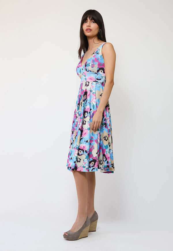 Vestido Dani Celeste Flores Fucsia - Diseño Chileno | Natalia Seguel