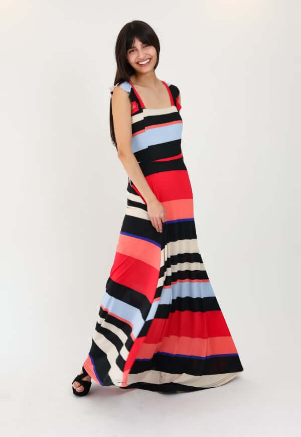 Vestido Mercedes Vuelos Rayas Rojo Negro – Diseño de Autor | Natalia Seguel