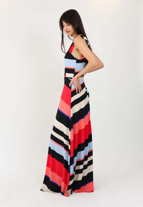 Vestido Mercedes Vuelos Rayas Rojo Negro – Diseño de Autor | Natalia Seguel