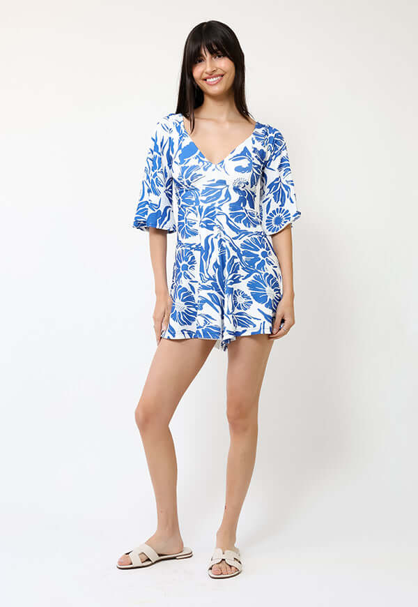 Enterito Magdalena Corto Blanco Hojas Azul - Diseño Chileno | Natalia Seguel