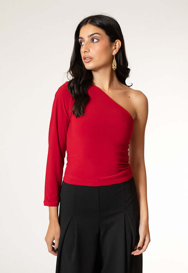 Polera Ema Rojo Hombro Descubierto Diseno Chileno Natalia Seguel, frente – diseño chileno de autor, Natalia Seguel