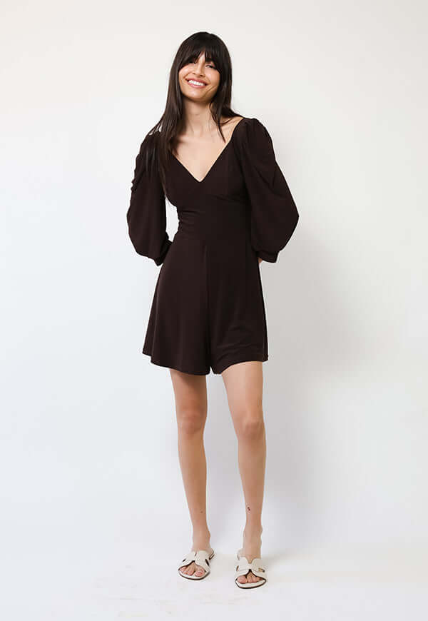 Enterito Corto Margaret Café Moro - Diseño Chileno | Natalia Seguel