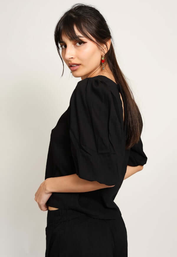 Blusa Amalia Manga Globo Negro Lino - Diseño de Autor | Natalia Seguel