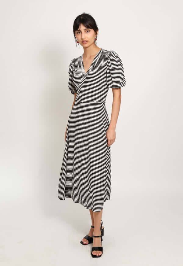Vestido Valentina Lineas Negro Blanco - Diseño de Autor | Natalia Seguel