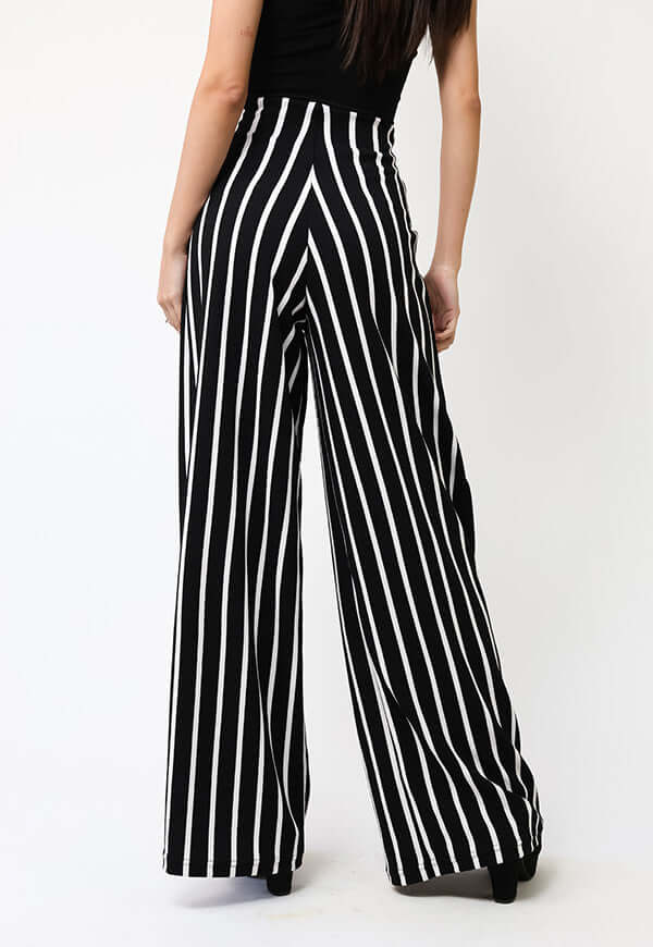 Palazzo Aura Negro Lineas Blancas - Diseño Chileno | Natalia Seguel