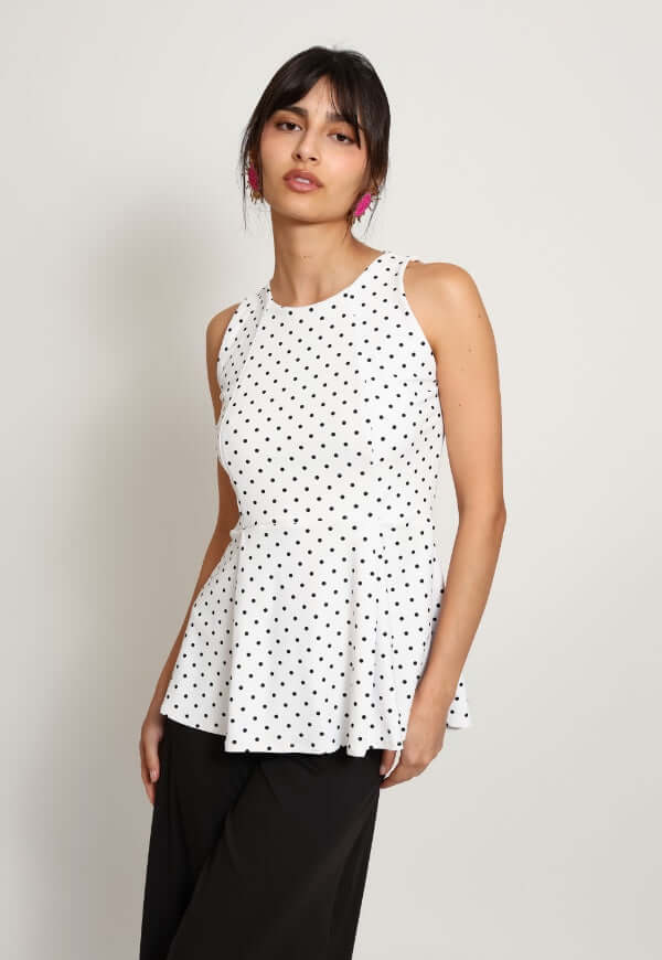 Polera Claudia Peplum Blanco Lunares - Diseño de Autor | Natalia Seguel