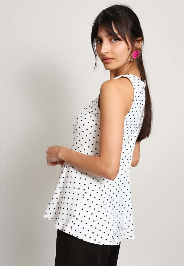 Polera Claudia Peplum Blanco Lunares - Diseño de Autor | Natalia Seguel