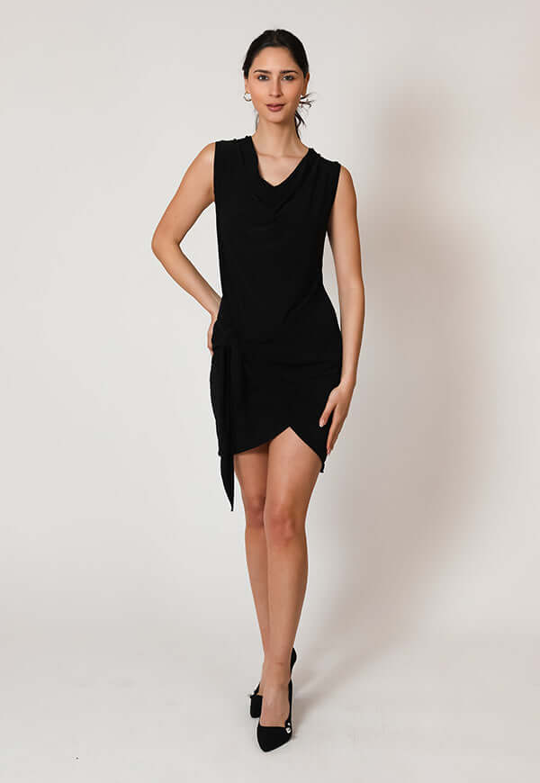 Vestido Jose Corto Sin Mangas Negro Natalia Seguel, percha – diseño chileno de autor, Natalia Seguel