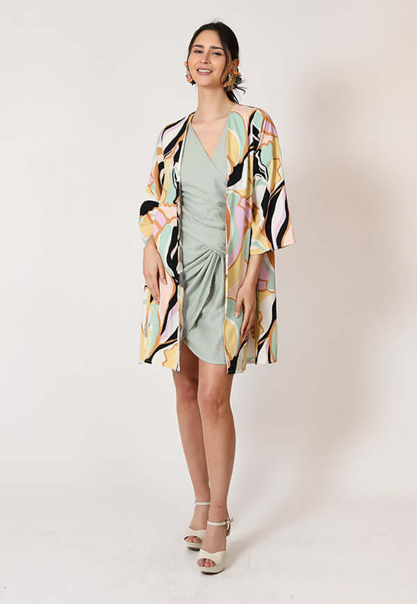 Kimono Corto Hojas Colores Pastel Natalia Seguel, lateral – diseño chileno de autor, Natalia Seguel