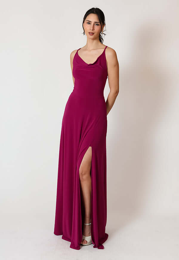 Vestido Zara Drapeado Tajo Magenta Natalia Seguel, detalle de tela – diseño chileno de autor, Natalia Seguel