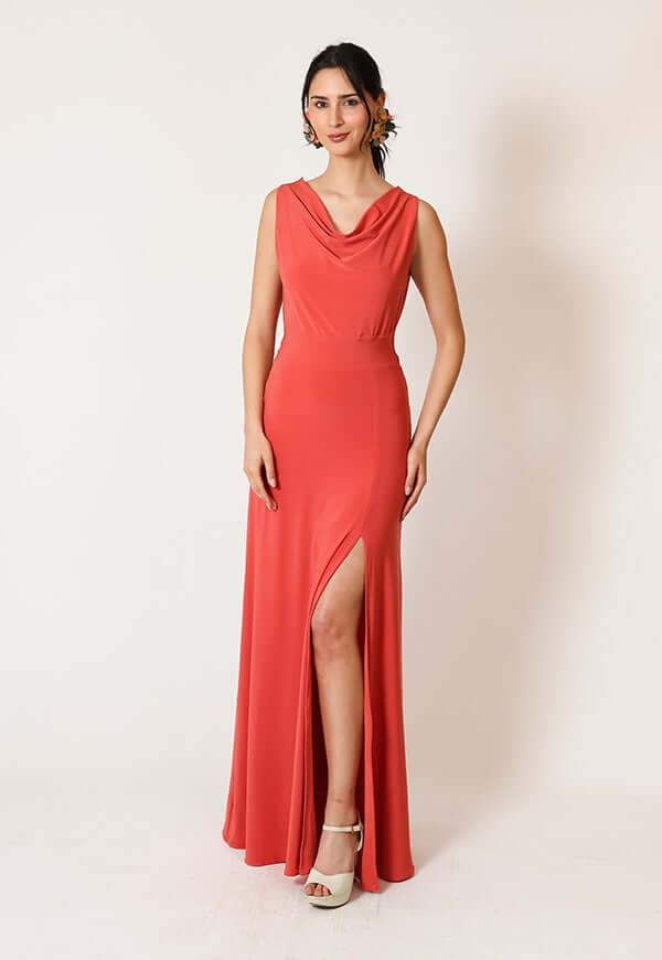 Vestido Drapeado Tajo Coral Natalia Seguel, detalle de tela – diseño chileno de autor, Natalia Seguel