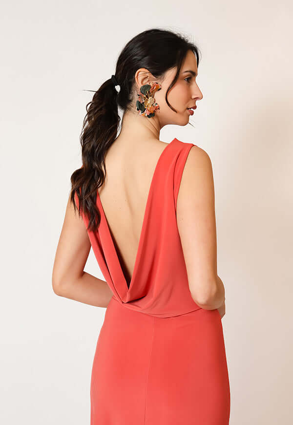 Vestido Drapeado Tajo Coral Natalia Seguel, espalda (2) – diseño chileno de autor, Natalia Seguel
