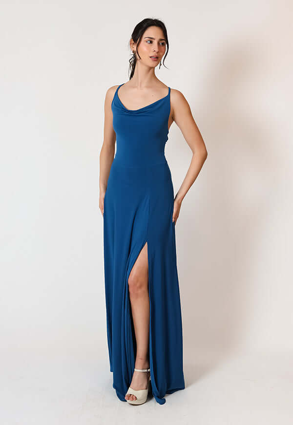 Vestido Zara Drapeado Tajo Azul Piedra Natalia Seguel, detalle de tela – diseño chileno de autor, Natalia Seguel