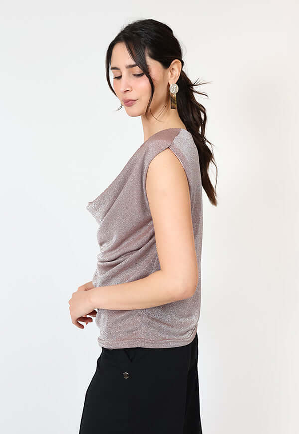 Polera Drapeada Rosa Brillos Fiesta Natalia Seguel lentejuelas, detalle de tela – diseño chileno de autor, Natalia Seguel