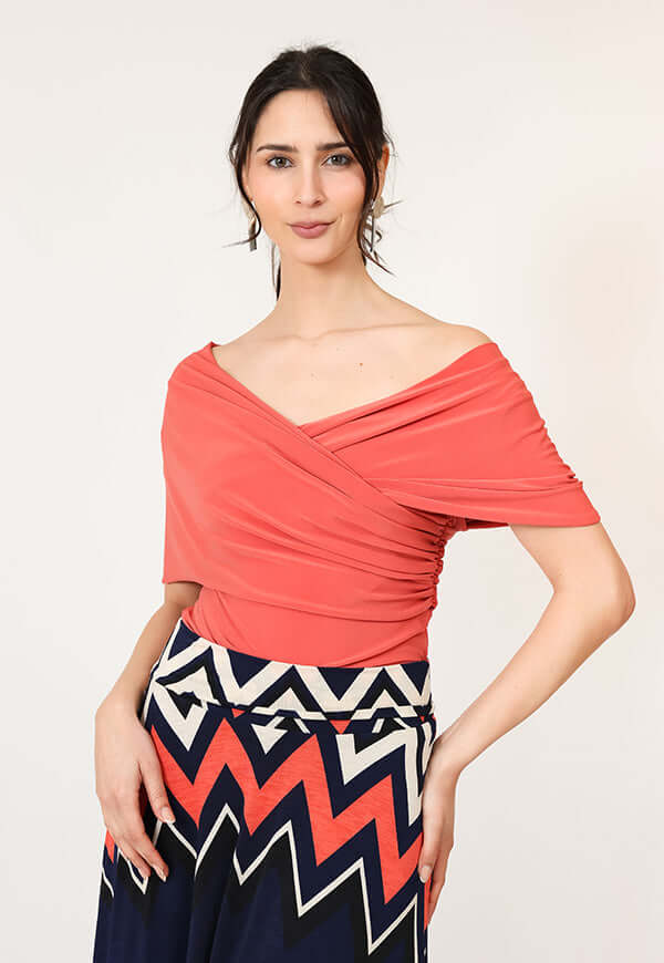 Polera Suri Coral Natalia Seguel, detalle de tela – diseño chileno de autor, Natalia Seguel