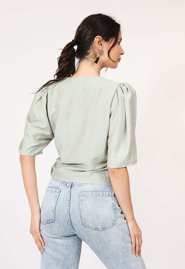 Blusa Jose Verde Nilo Lino Ligero Diseno Chileno Natalia Seguel, percha – diseño chileno de autor, Natalia Seguel