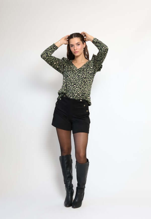 Short Clare Gamuza Negro - Diseño Chileno | Natalia Seguel