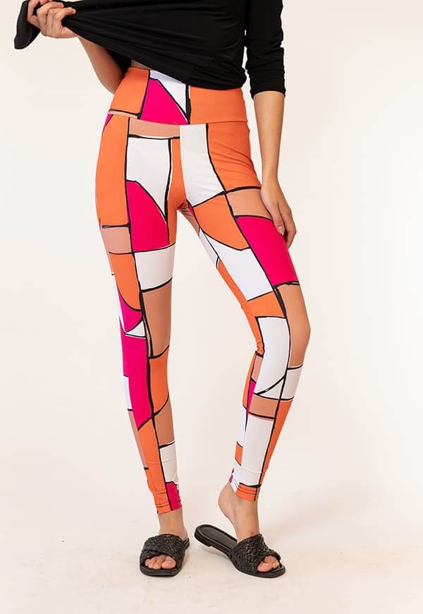 Calza Geometrico Naranjo Fucsia - Diseño Chileno | Natalia Seguel, frente – diseño chileno de autor, Natalia Seguel