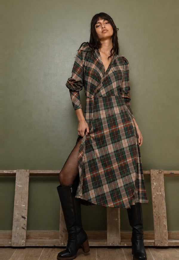 Vestido Mara Cuadrillé Café Verde – Vestido de Diseño Chileno